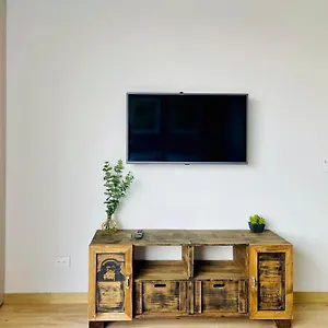 Modern 1br In San Patricio Bogotá